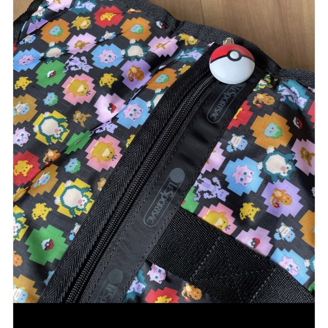 新品レスポートサック　ピクセル　ボストンバッグ　LeSportsac ポケモン一枚目のイメージは別の色です