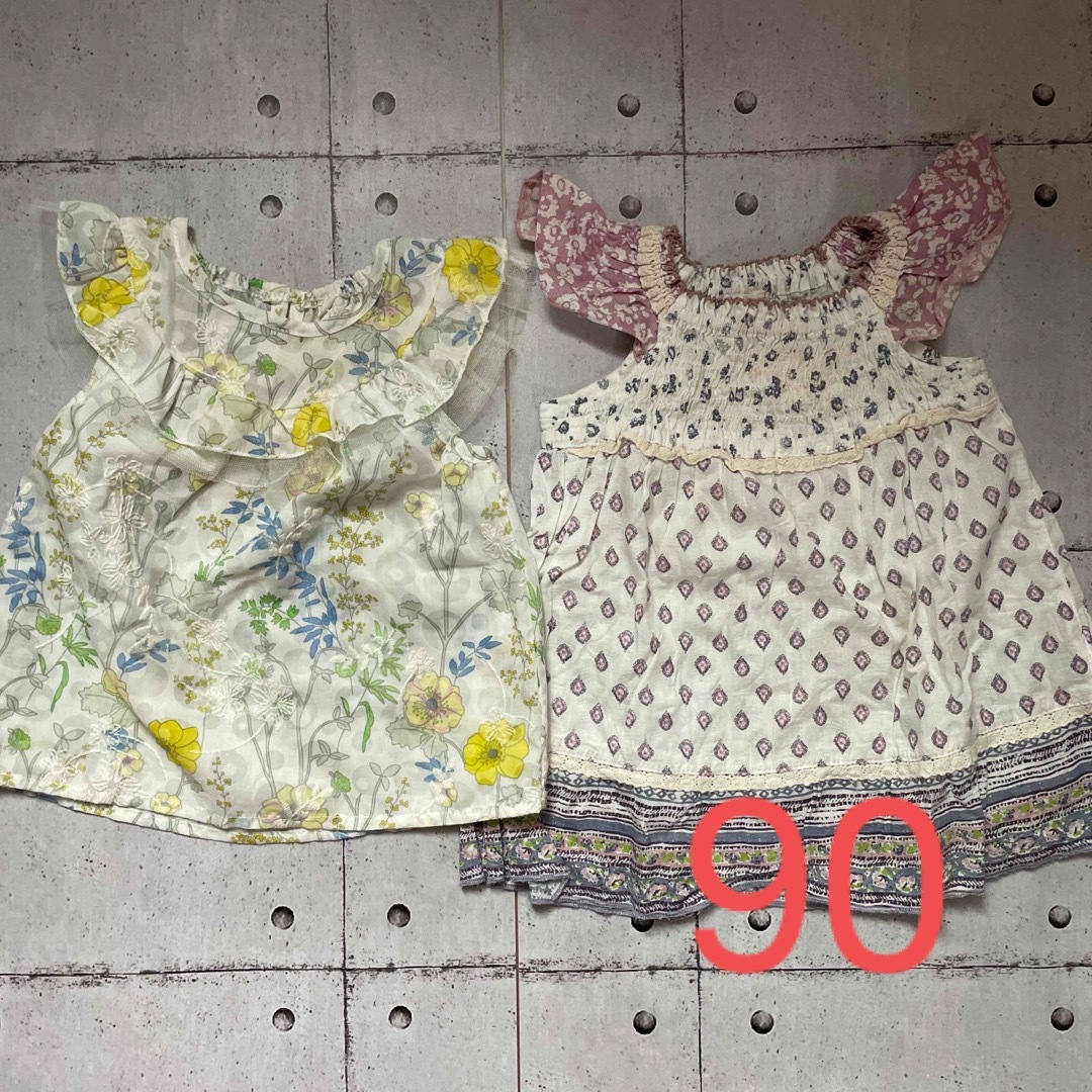 ノースリーブ　ブラウス　90 女の子 キッズ/ベビー/マタニティのキッズ服女の子用(90cm~)(ブラウス)の商品写真