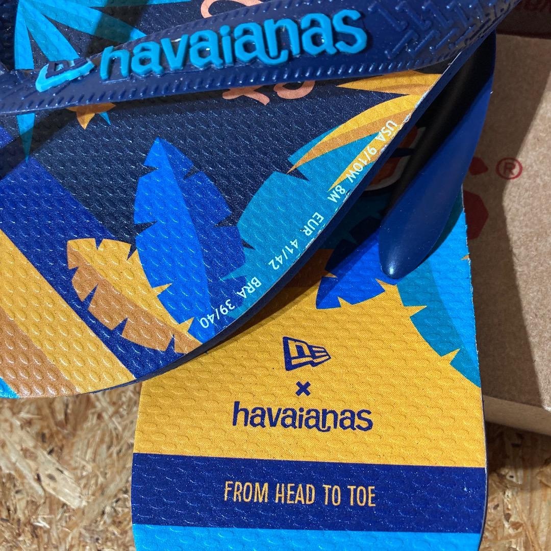 havaianas(ハワイアナス)のNEW ERA havaianas ビーチサンダル 26cm 2足セット メンズの靴/シューズ(サンダル)の商品写真