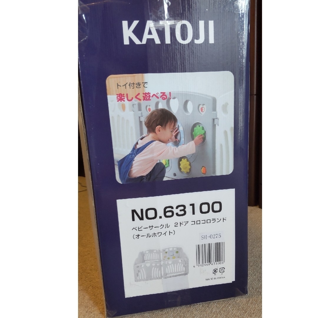 KATOJI(カトージ)のカトージ　ベビーサークル 2ドア コロコロランド（オールホワイト） キッズ/ベビー/マタニティの寝具/家具(ベビーサークル)の商品写真