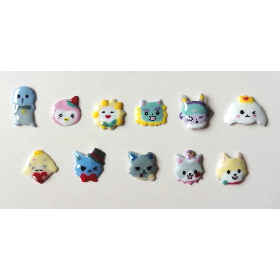 キャラクターデザイン ネイルパーツ 11個セット 小 jo1 jochum コスメ/美容のネイル(デコパーツ)の商品写真