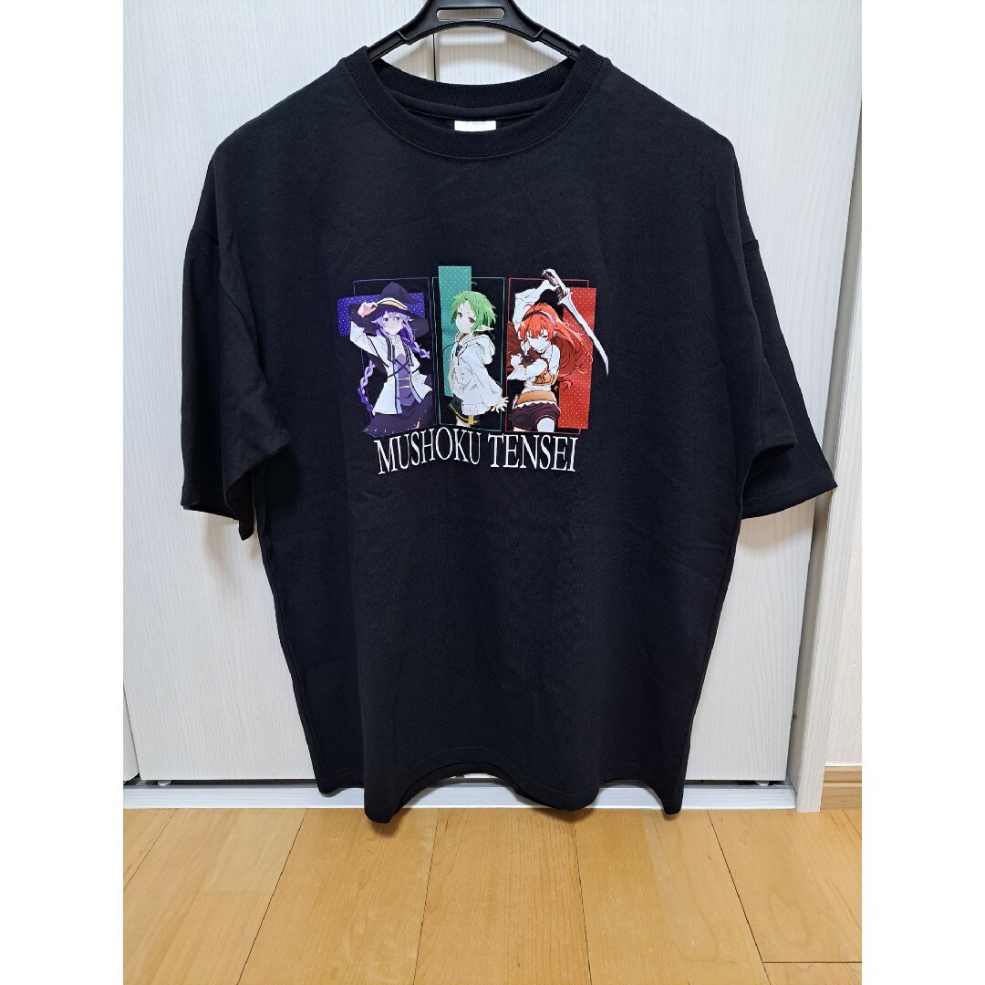 Avail(アベイル)の【新品】無職転生 ロキシー、シルフィ、エリス集合プリントTシャツM-Lサイズ メンズのトップス(Tシャツ/カットソー(半袖/袖なし))の商品写真