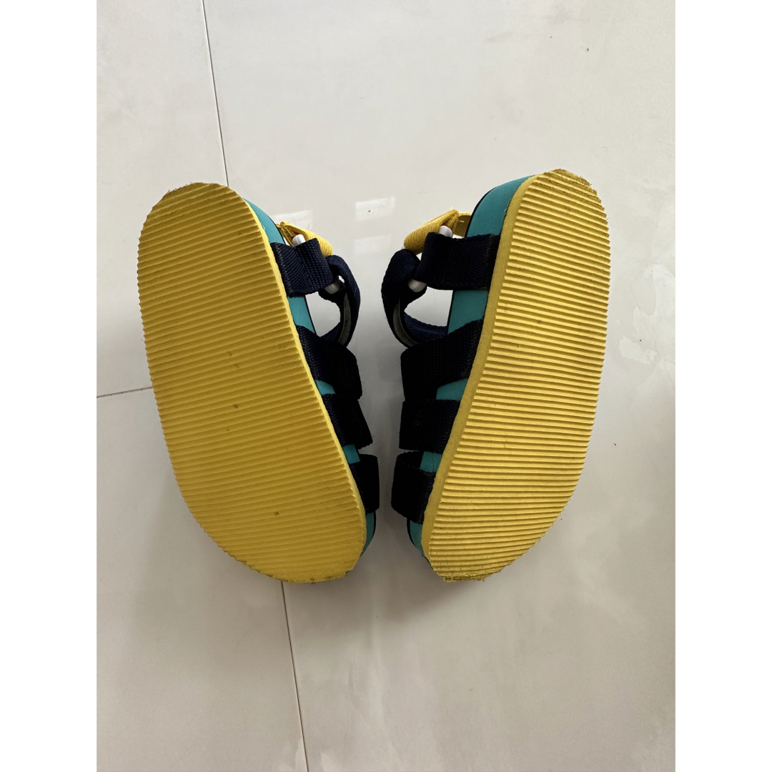 サンダル キッズ/ベビー/マタニティのキッズ靴/シューズ(15cm~)(サンダル)の商品写真