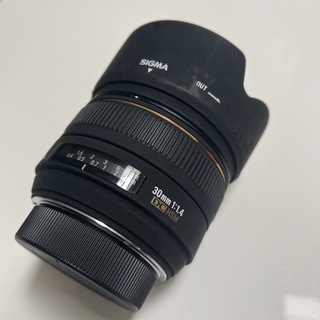 シグマ(SIGMA)のSIGMA Nikon Fマウント用 30mm F1.4 EX DC HSM(レンズ(単焦点))