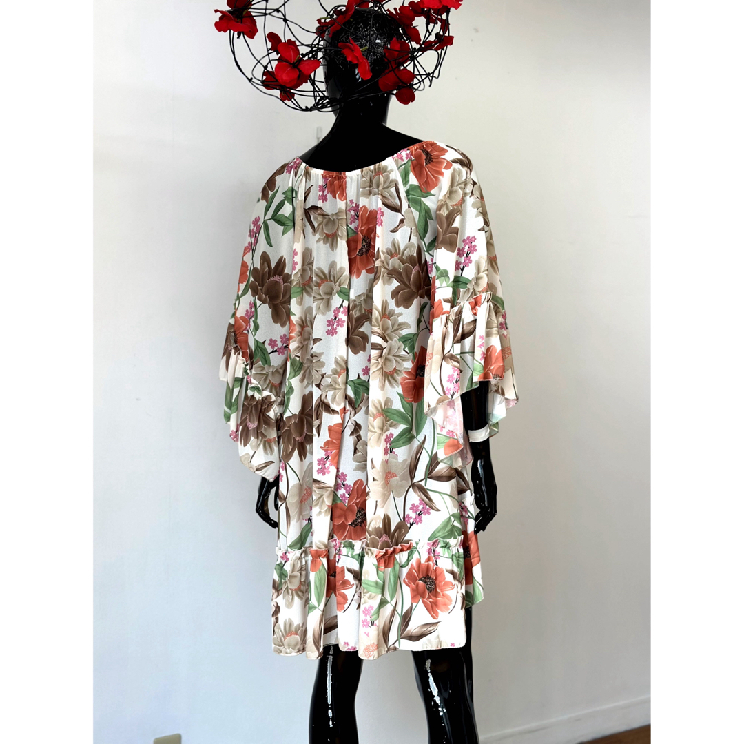 新品　ロングブラウス　花柄チュニック　ボリュームスリーブ　裾フリル　インポート 4