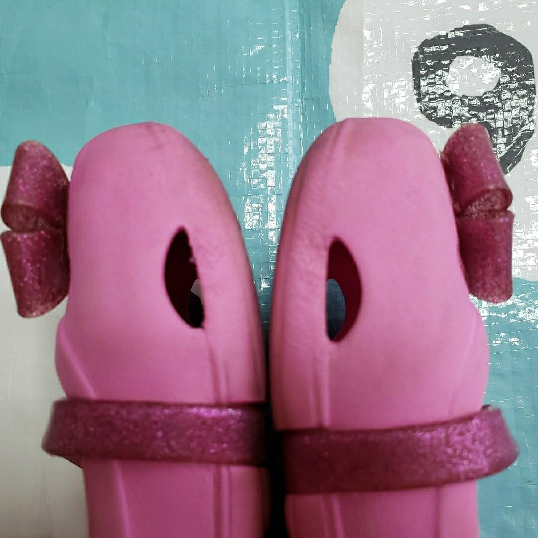 クロックス　キッズ　サンダル　C8 キッズ/ベビー/マタニティのキッズ靴/シューズ(15cm~)(サンダル)の商品写真