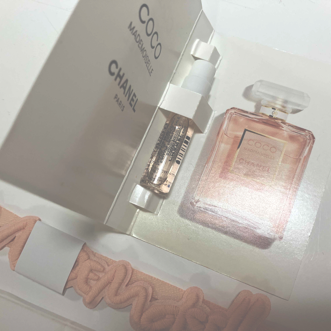 CHANEL - CHANELノベルティヘアアクセサリー フェンディハンド CHANEL - CHANELノベルティヘアアクセサリー フェンディハンド