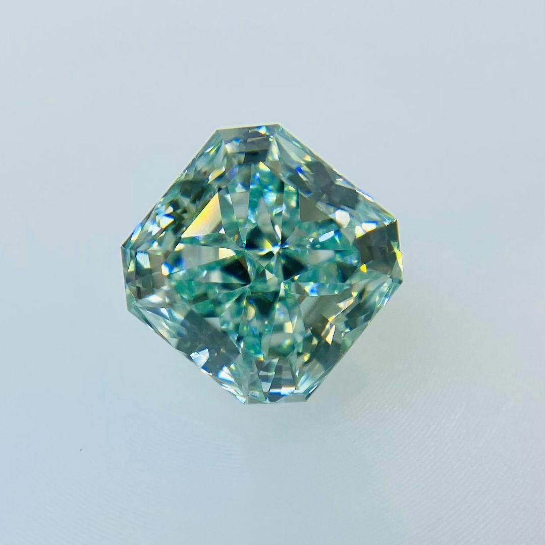 FANCY INTENSE BLUE GREEN 0.869ct SQ/RT03 レディースのアクセサリー(その他)の商品写真