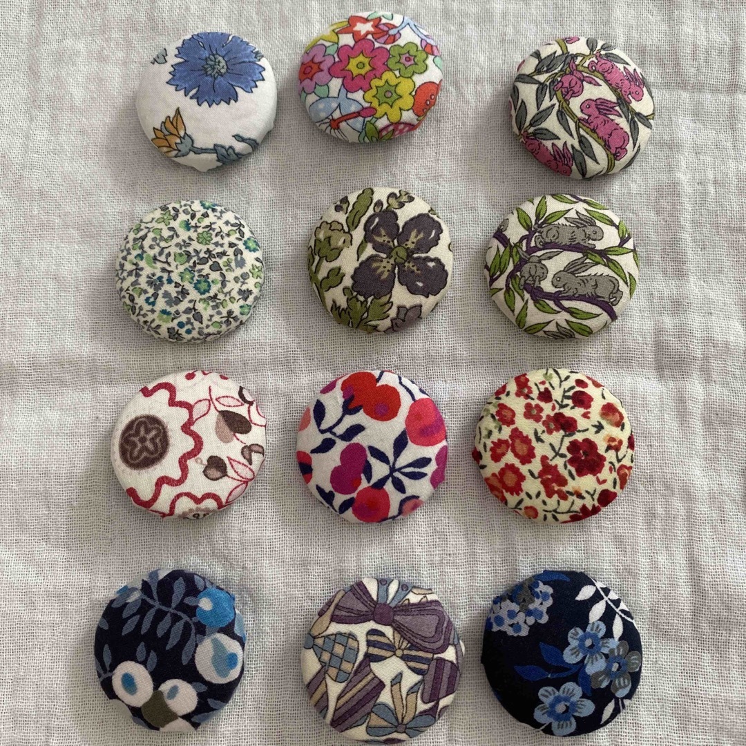 くるみボタン リバティ ハンドメイド くるみボタン リバティ ハンドメイド