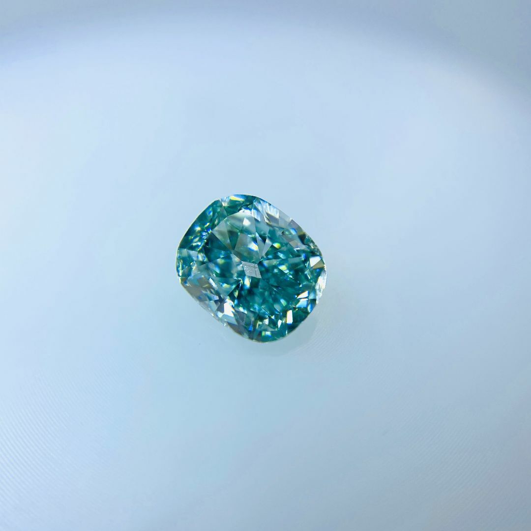 FANCY INTENSE BLUE GREEN 0.600ct X レディースのアクセサリー(その他)の商品写真