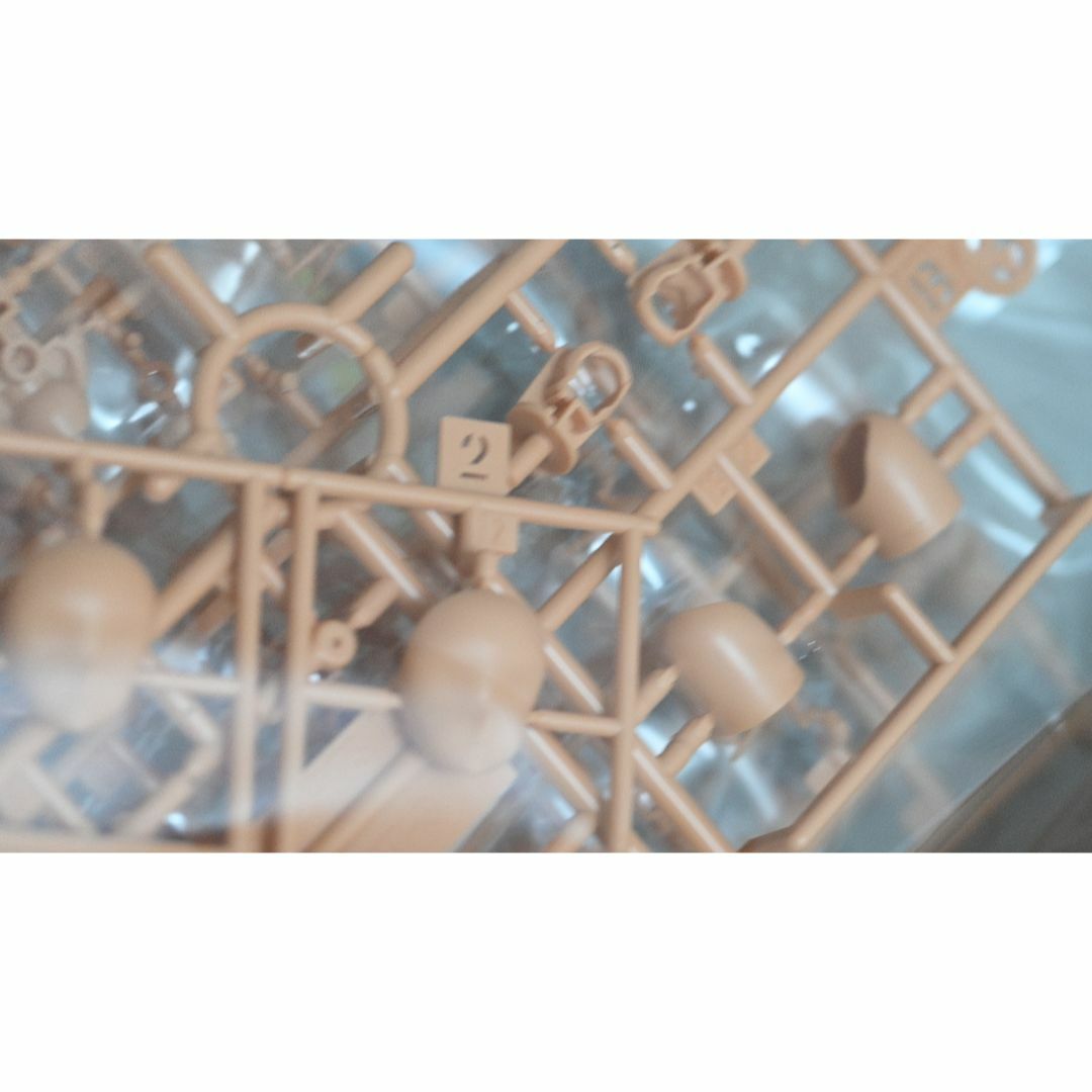 BANDAI(バンダイ)のスレッタ+スク水セット ！30ms ボディ・レッグ・アーム カラーCセット エンタメ/ホビーのおもちゃ/ぬいぐるみ(模型/プラモデル)の商品写真