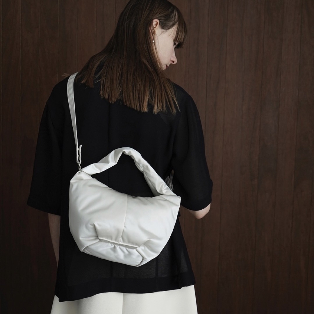 ネット限定】 CLANE ROUND SHOULDER BAG BOOK