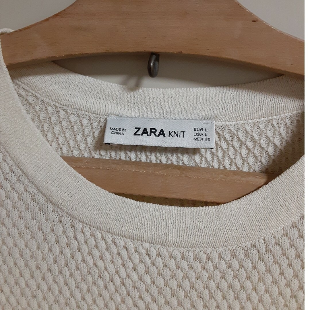 ZARA(ザラ)のZARA　半袖ニット　アイボリーベージュ　Lサイズ レディースのトップス(カットソー(半袖/袖なし))の商品写真
