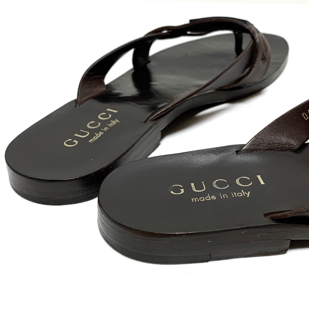 Gucci(グッチ)の☆良品 グッチ レザー ロゴ プレート ストラップ トング サンダル イタリア製 レディースの靴/シューズ(サンダル)の商品写真