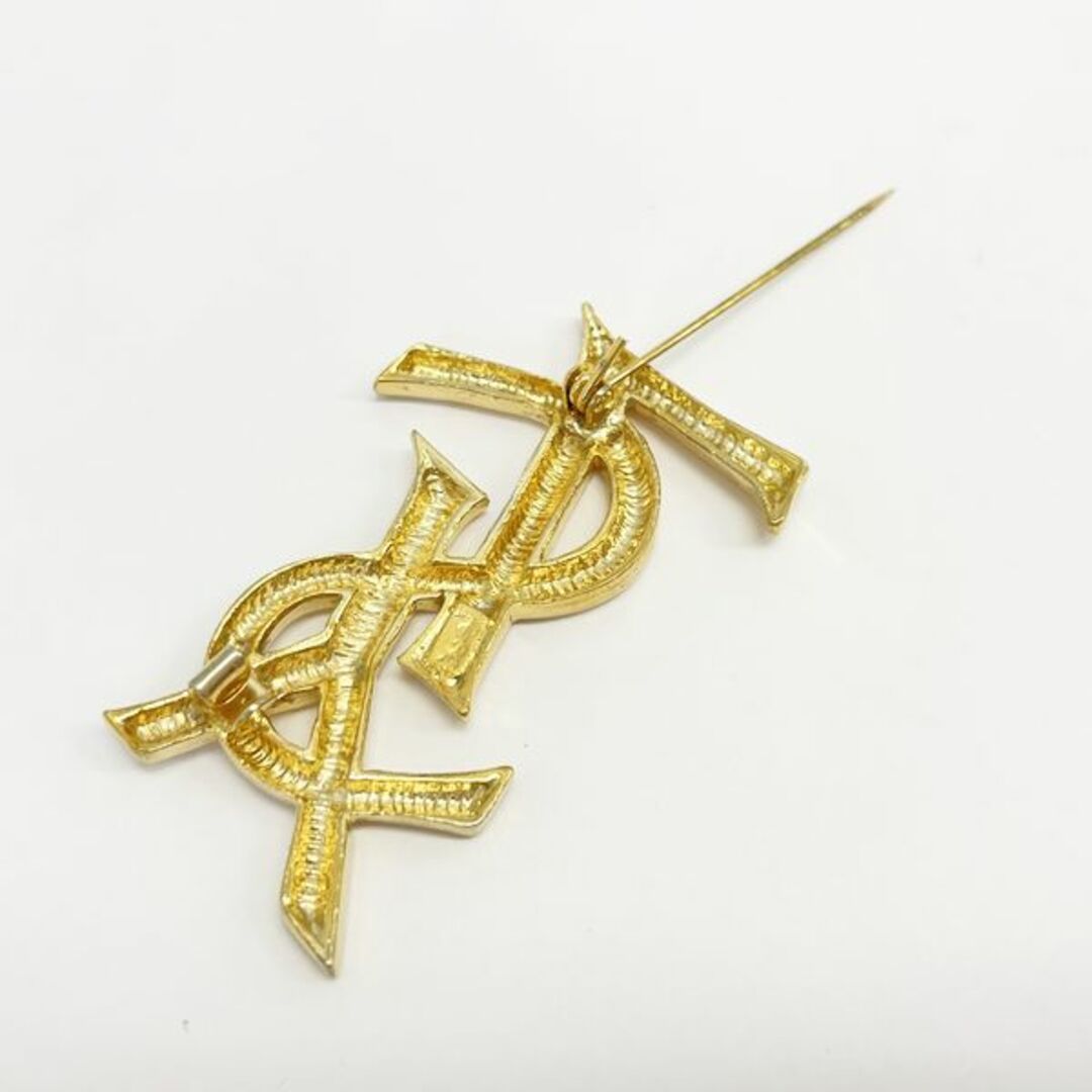 【4,000円OFF お値引き】イヴサンローラン YSL YVES SAINT LAURENT ブローチ アクセサリー ロゴデザイン 金色 ゴールドカラー レディース メンズ 【 Bランク】☆送料無料☆ 当店通常価格 47,800円