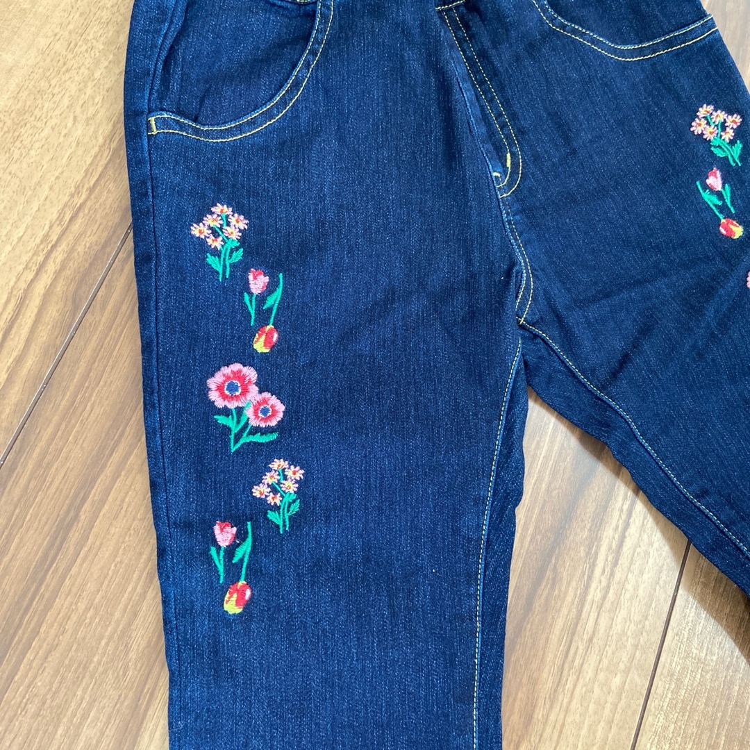 ム－ジョンジョン 花 刺繍 短パン