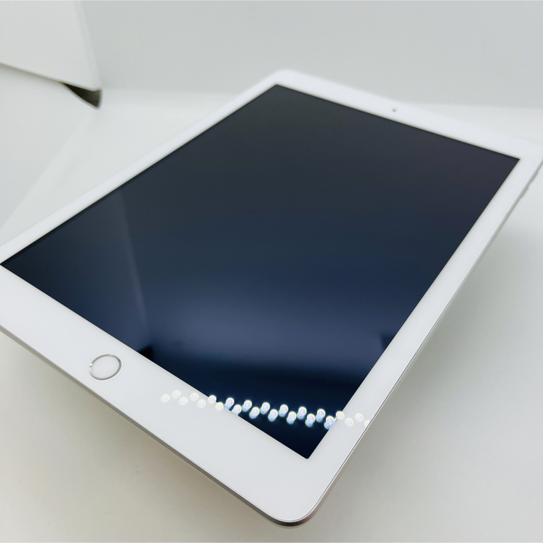 S 94% iPad 5 第5世代　SIMフリー　Silver 本体　残債なし 6