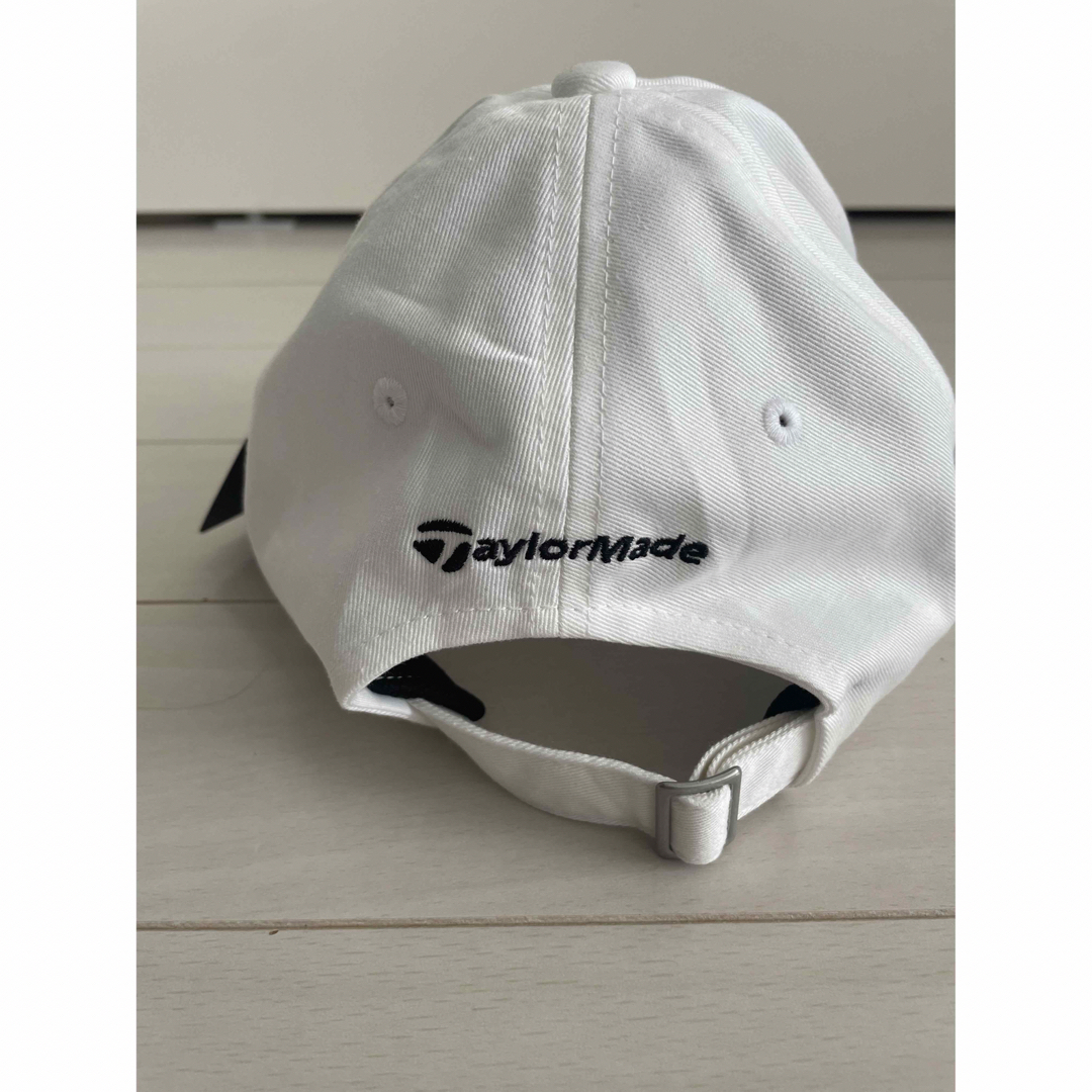 TaylorMade(テーラーメイド)のテーラーメイド　キャップ　未使用品 メンズの帽子(キャップ)の商品写真