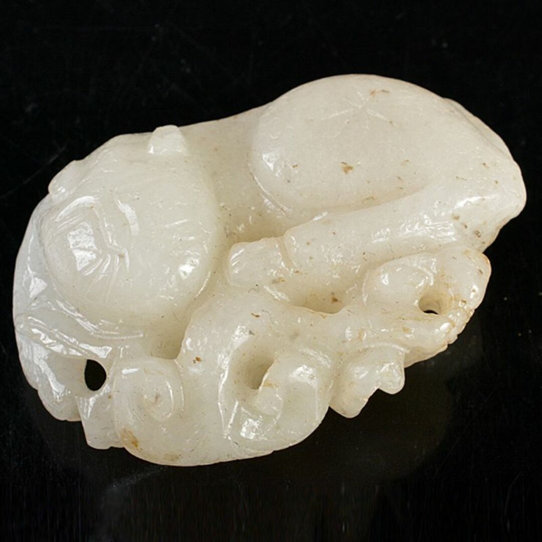 中国　玉石白玉彫刻　神獣　根付　置物　M　R5995E