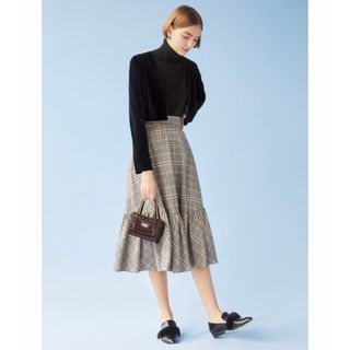 フォクシー(FOXEY)のフォクシー  カレン　スカート  Karen Skirt(ロングスカート)