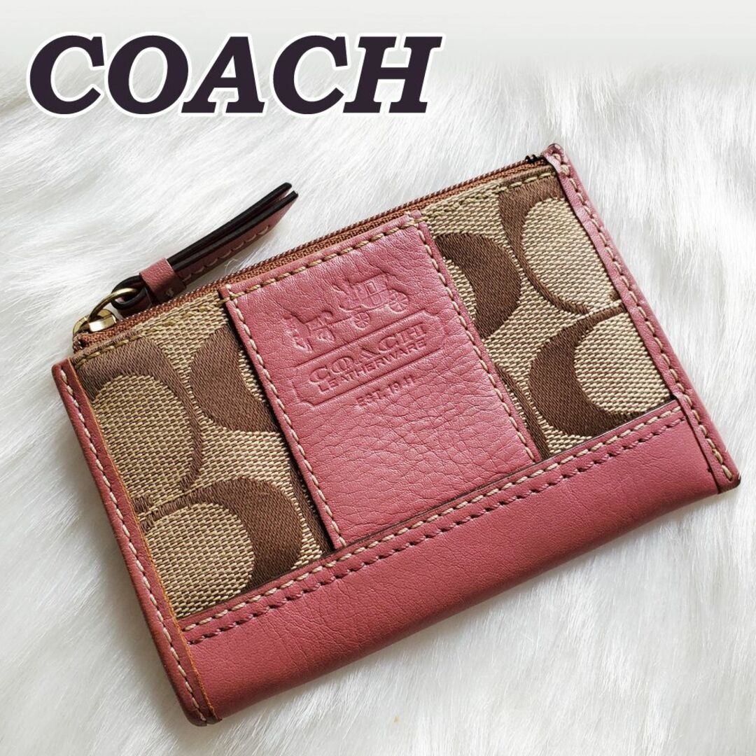 COACH(コーチ)のCOACH コーチ　キーリング付　コインケース　小銭入れ　ピンクシグネチャー柄 レディースのファッション小物(ポーチ)の商品写真