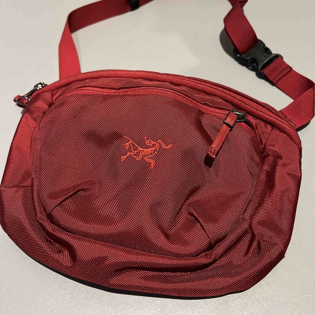 ARC'TERYX(アークテリクス)のARC'TERYX waist pack レディースのバッグ(ボディバッグ/ウエストポーチ)の商品写真