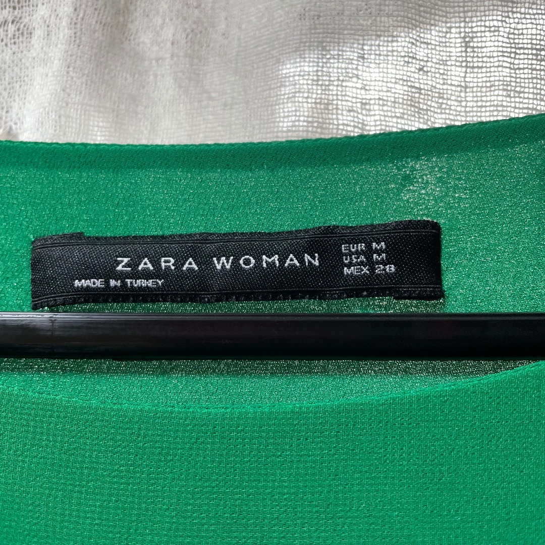 ZARA(ザラ)のZARA ブラウス レディースのトップス(シャツ/ブラウス(長袖/七分))の商品写真