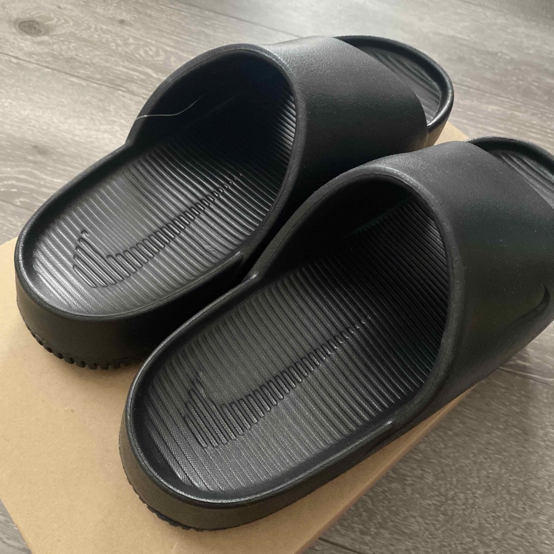 Nike calm slide