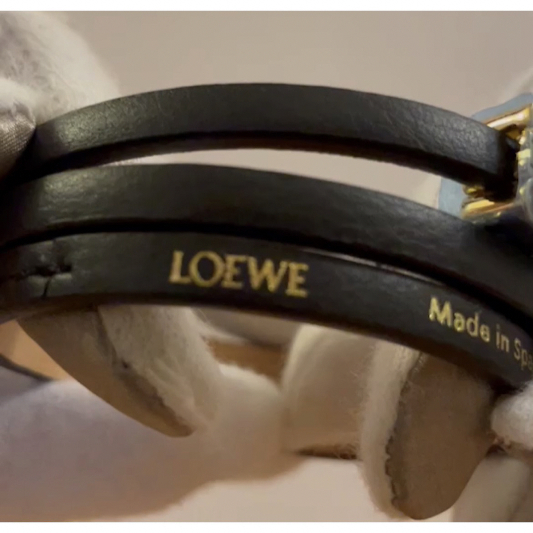 完売続出【新品未使用】ロエベ LOEWE　ツイスト バングル（カーフ）ブラック