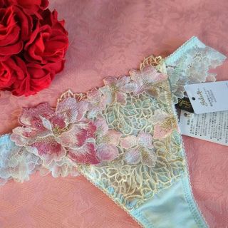 Wacoal - saluteサルート店舗限定89GソングTバックショーツM♥SX