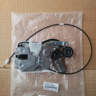 【新品未使用トヨタエスティマ純正リヤドア ロックASSY 69200-28043(車種別パーツ)