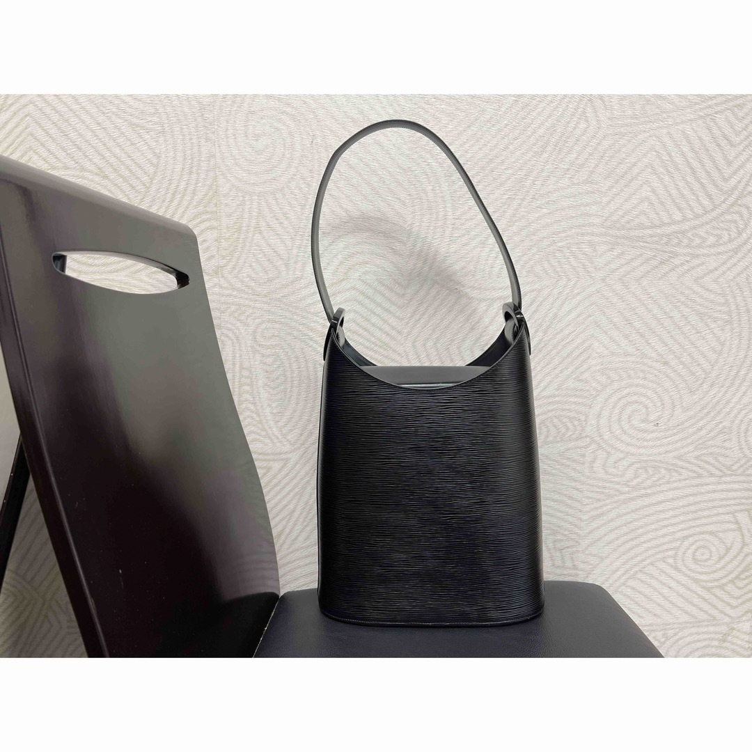 LOUIS VUITTON - ☆ルイヴィトン☆M52812☆エピ☆ヴェルソー
