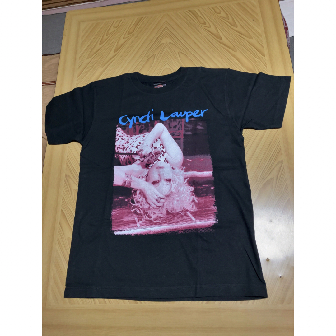 556）【Cyndi Lauper】未使用Tシャツ／2011オーチャードホール