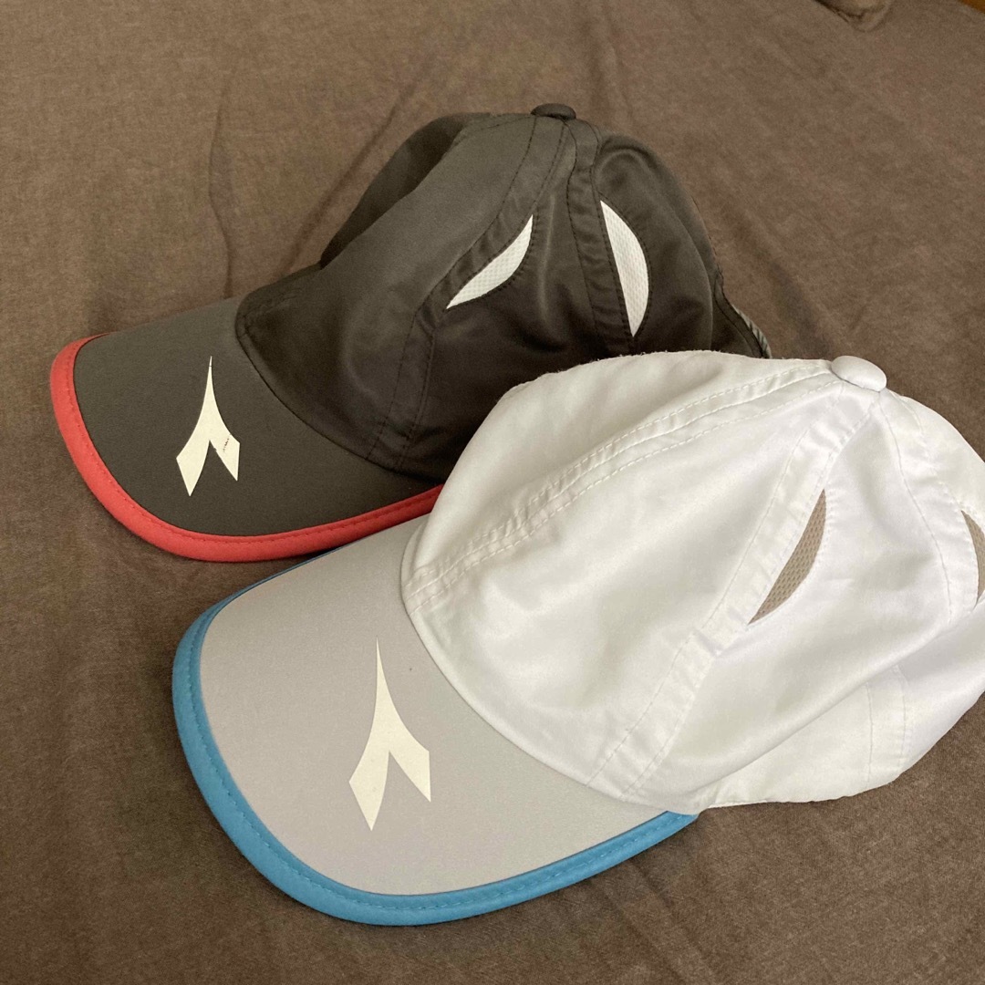 DIADORA(ディアドラ)のディアドラ　テニスキャップ　2点セット スポーツ/アウトドアのテニス(その他)の商品写真