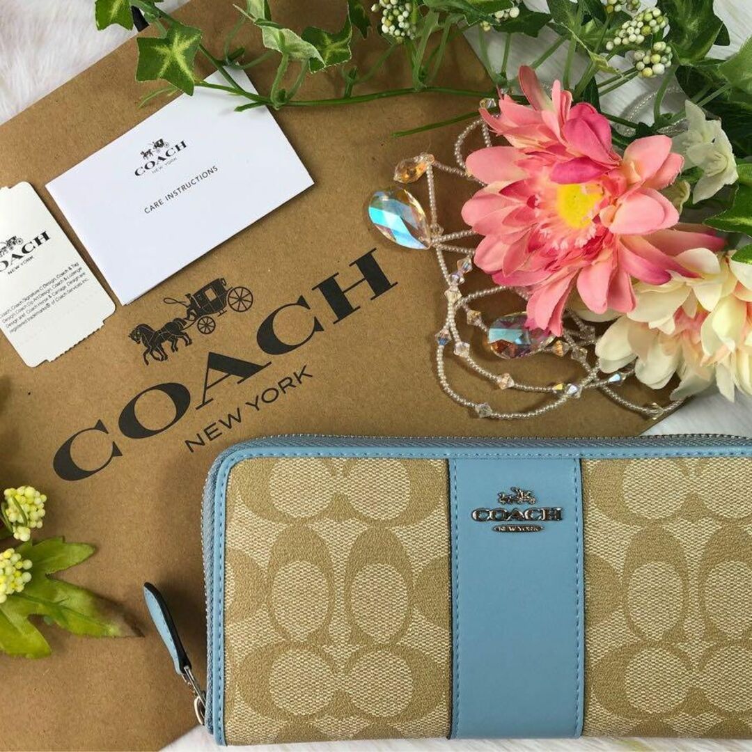 COACH コーチ ベージュ シグネチャー ライトカーキ ストライプ - 財布