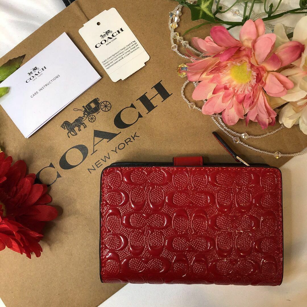 【新品】コーチ COACH 新作 二つ折り財布 レッド