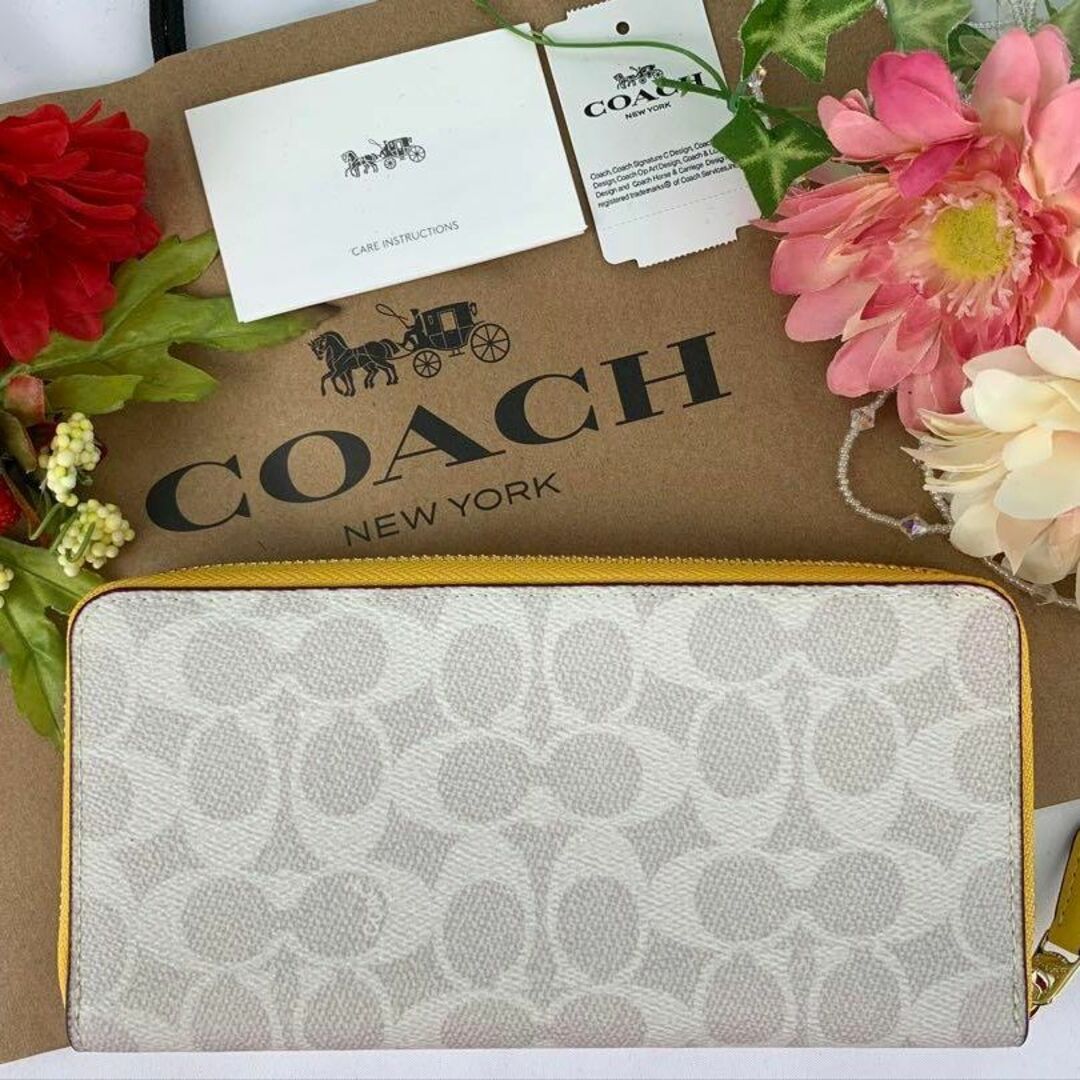 COACH - COACH コーチ 長財布 シグネチャー ホワイト イエローの通販 ...