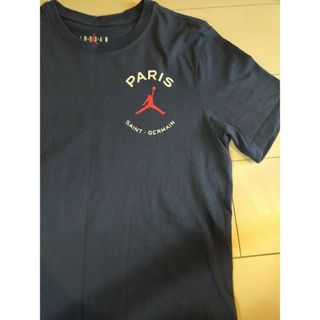 ジョーダン(Jordan Brand（NIKE）)の希少　ジョーダン NIKE パリサンジェルマン Tシャツ 半袖　ユニセックス(Tシャツ/カットソー(半袖/袖なし))