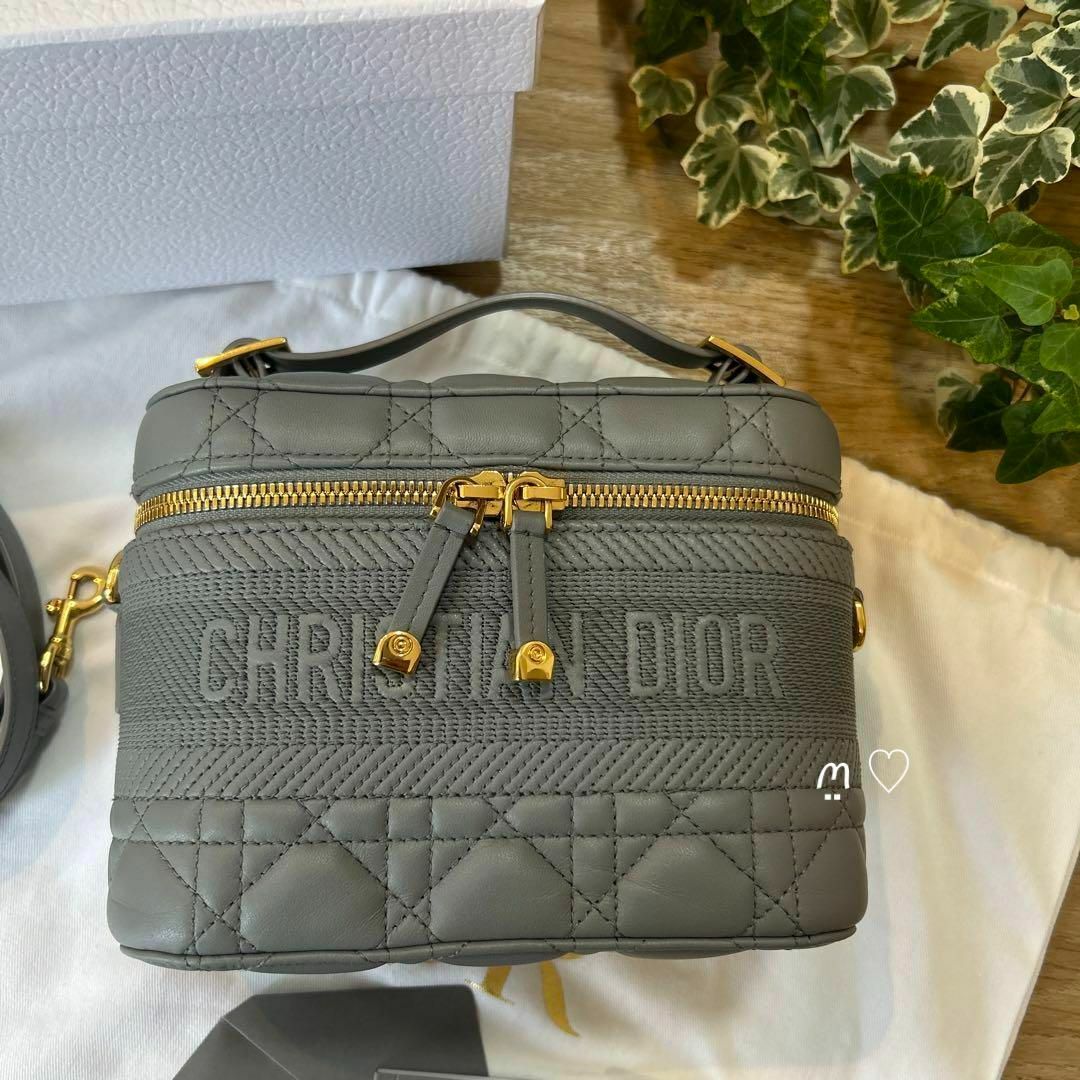 【美品】Christian Dior ロゴ　オールレザー　ショルダーバッグポーチ