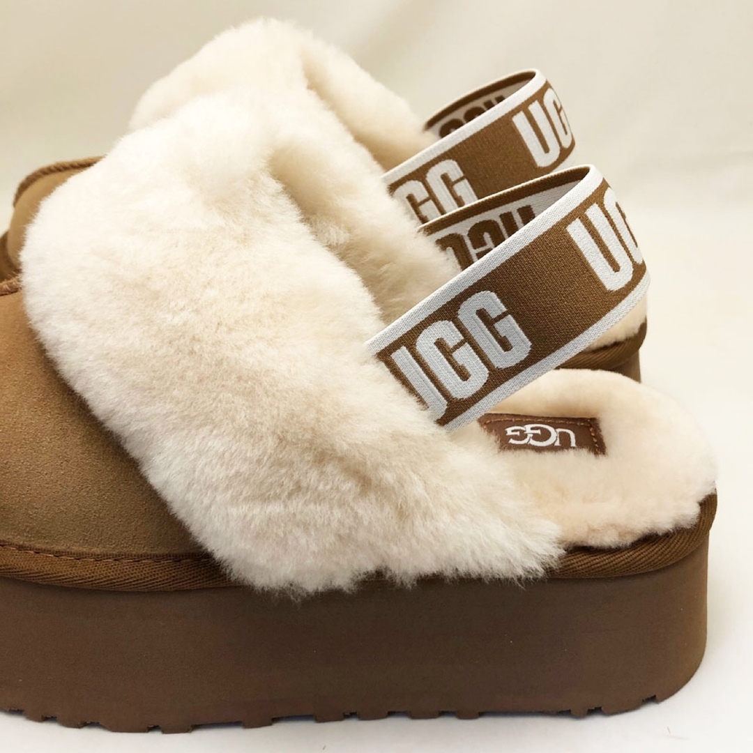 送料無料(沖縄配送) 新品 UGG アグ 厚底サンダル FUNKETTE チェス