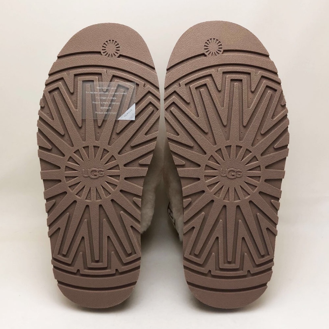 送料無料(沖縄配送) 新品 UGG アグ 厚底サンダル FUNKETTE チェス