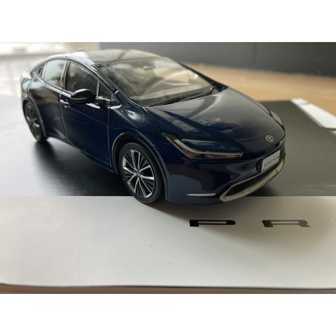 【期間限定 最安値】新型プリウス ダイキャストミニカー