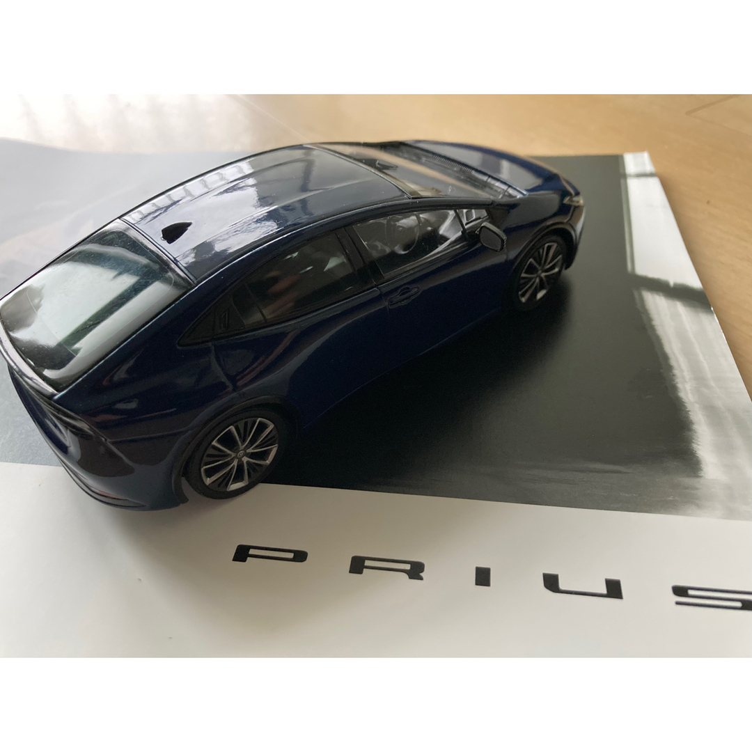 【期間限定 最安値】新型プリウス ダイキャストミニカー