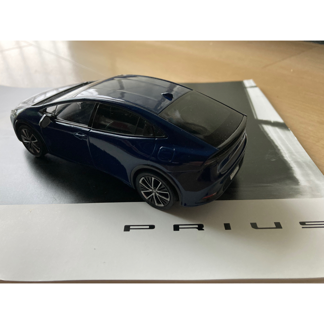 【期間限定 最安値】新型プリウス ダイキャストミニカー