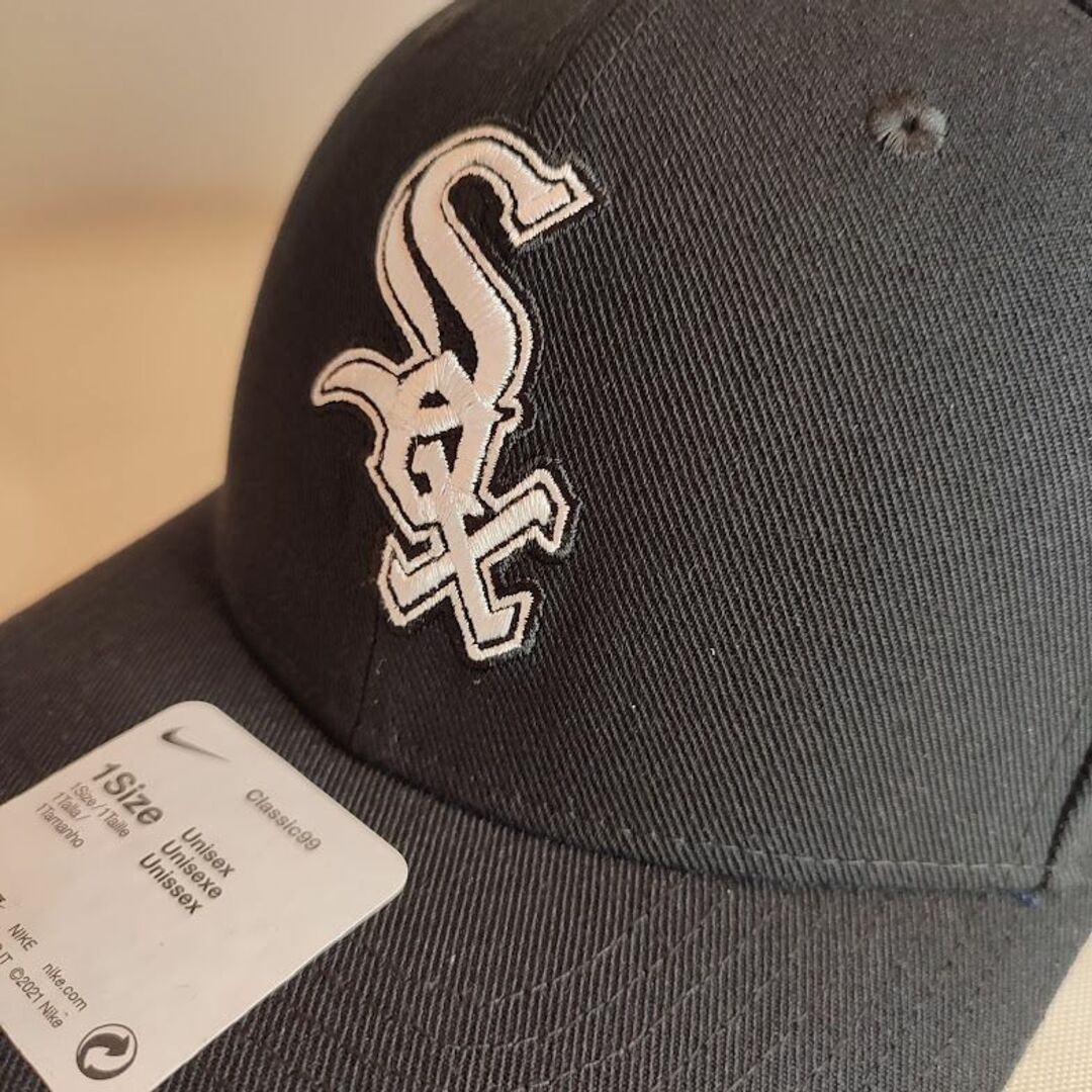 NIKE(ナイキ)の【新品】 ナイキ MLB シカゴ ホワイトソックス クラシック99キャップ メンズの帽子(キャップ)の商品写真