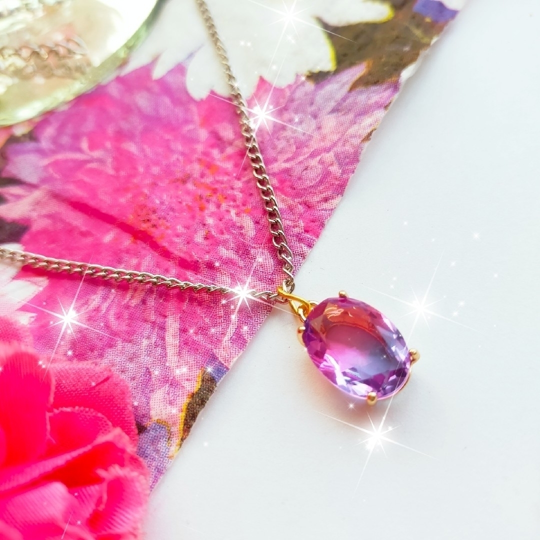 【美麗クリスタル】ピンク＆パープル 美しすぎるバイカラー クリスタルネックレス レディースのアクセサリー(ネックレス)の商品写真