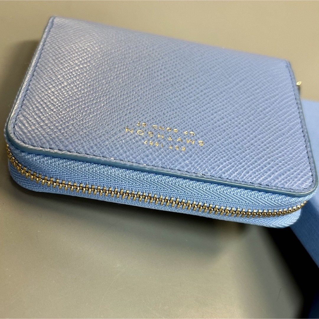 Smythson(スマイソン)のスマイソン Smythson レザー ジップコインケース  ナイルブルー レディースのファッション小物(財布)の商品写真