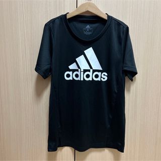 アディダス(adidas)の【未使用】adidas ★ ロゴTシャツ　サイズ150 ブラック(Tシャツ/カットソー)