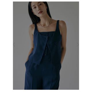 アメリヴィンテージ(Ameri VINTAGE)のAMERI 新品VEST SET BARE TOP ROMPERS(オールインワン)