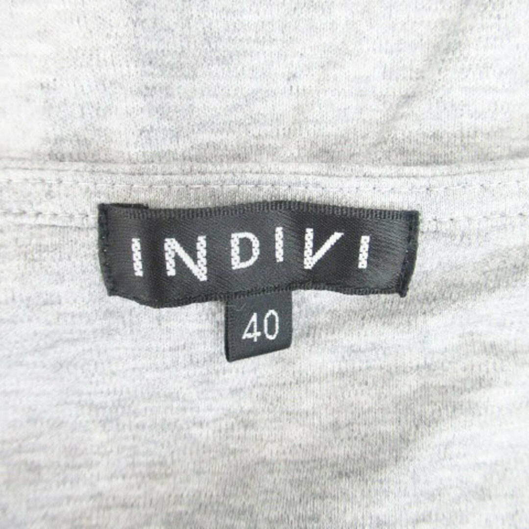 INDIVI(インディヴィ)のインディヴィ カットソー ラウンドネック 半袖 切替 40 オフホワイト グレー レディースのトップス(カットソー(半袖/袖なし))の商品写真